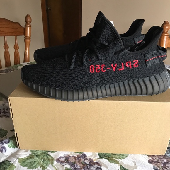 Yeezy Boost 350 V2
